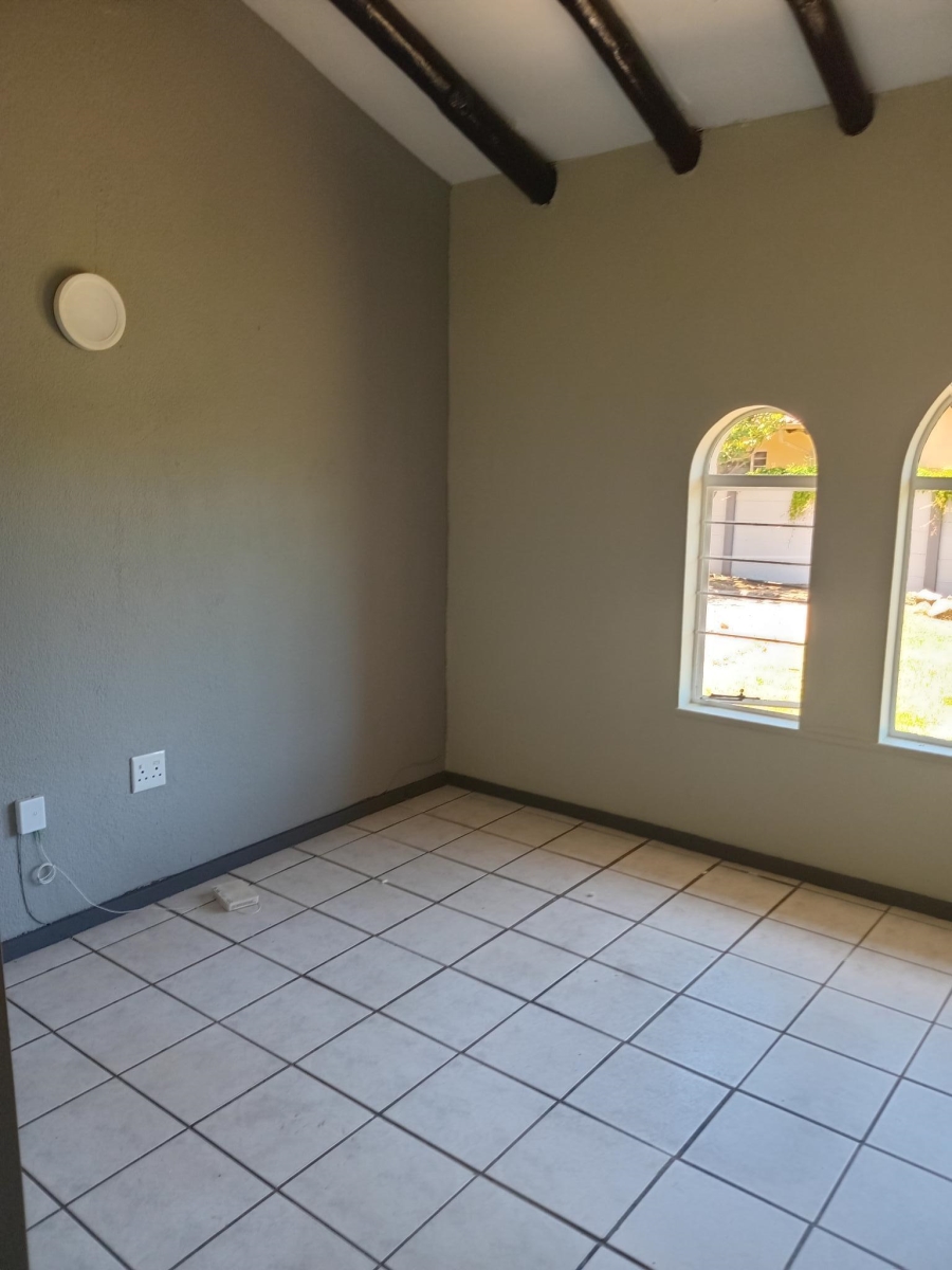 To Let 3 Bedroom Property for Rent in Vaalpark Free State